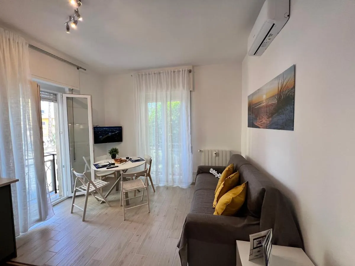 Il Nido Di Titta By Holiday World Pietra Ligure