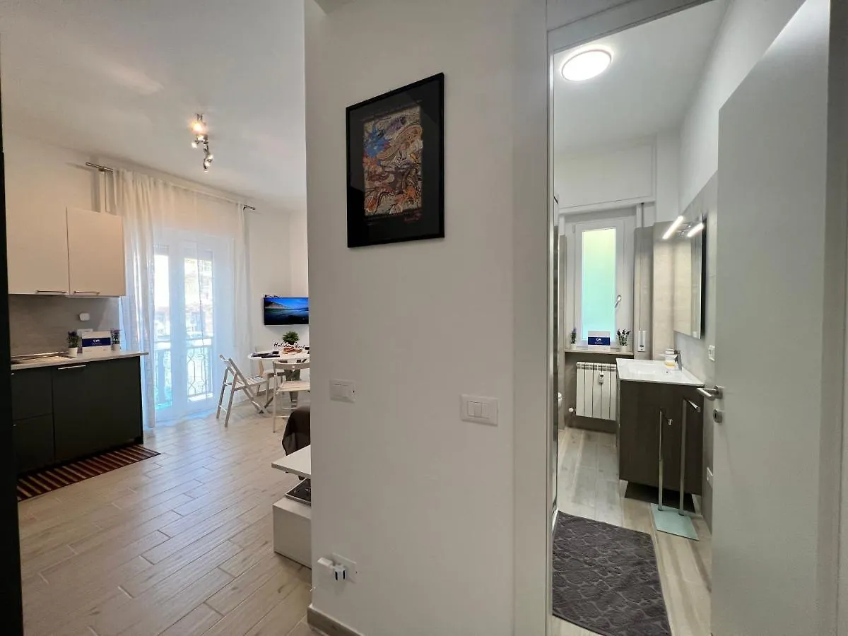 Il Nido Di Titta By Holiday World Pietra Ligure 0*,