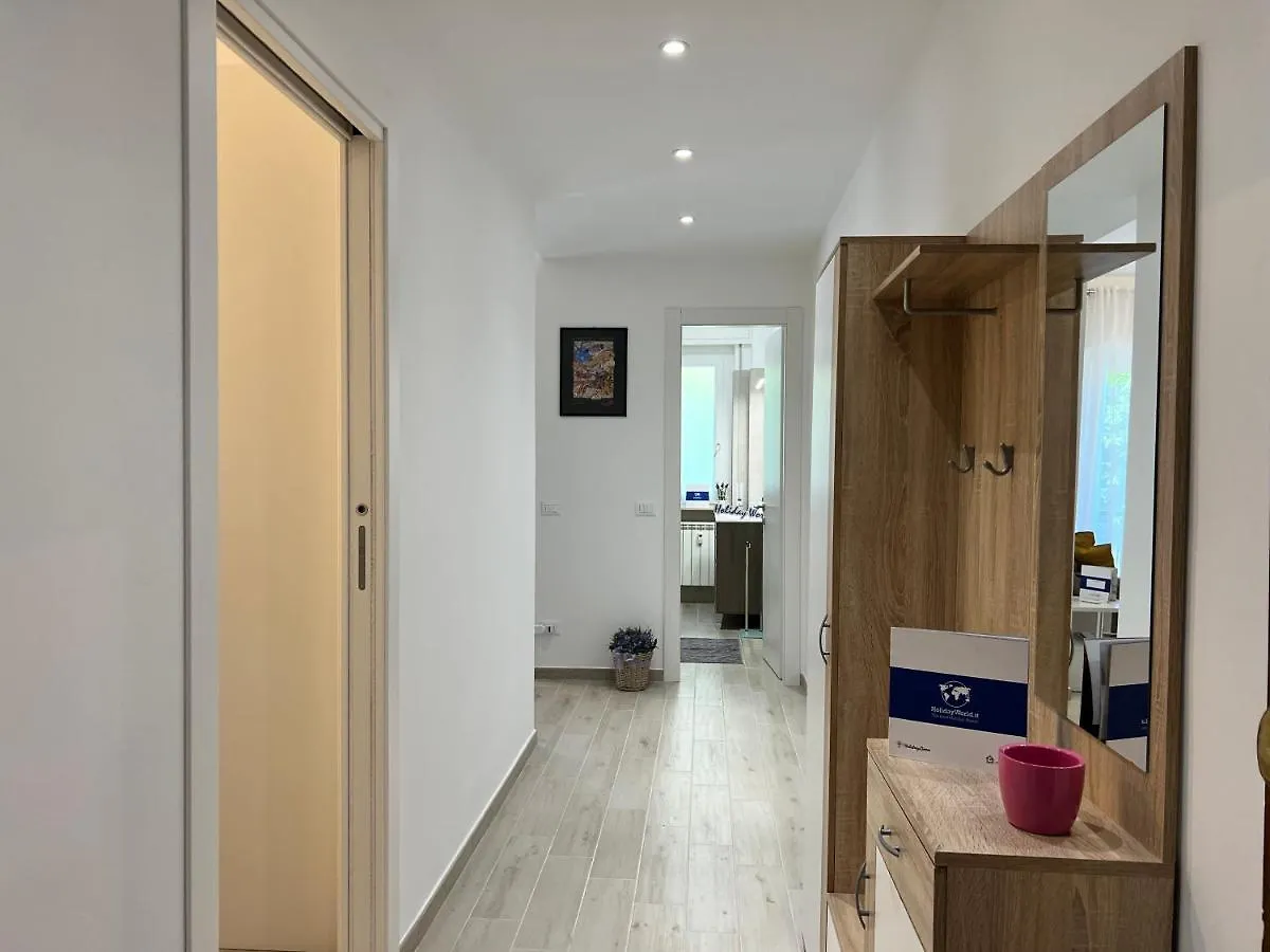 Il Nido Di Titta By Holiday World Pietra Ligure Apartment